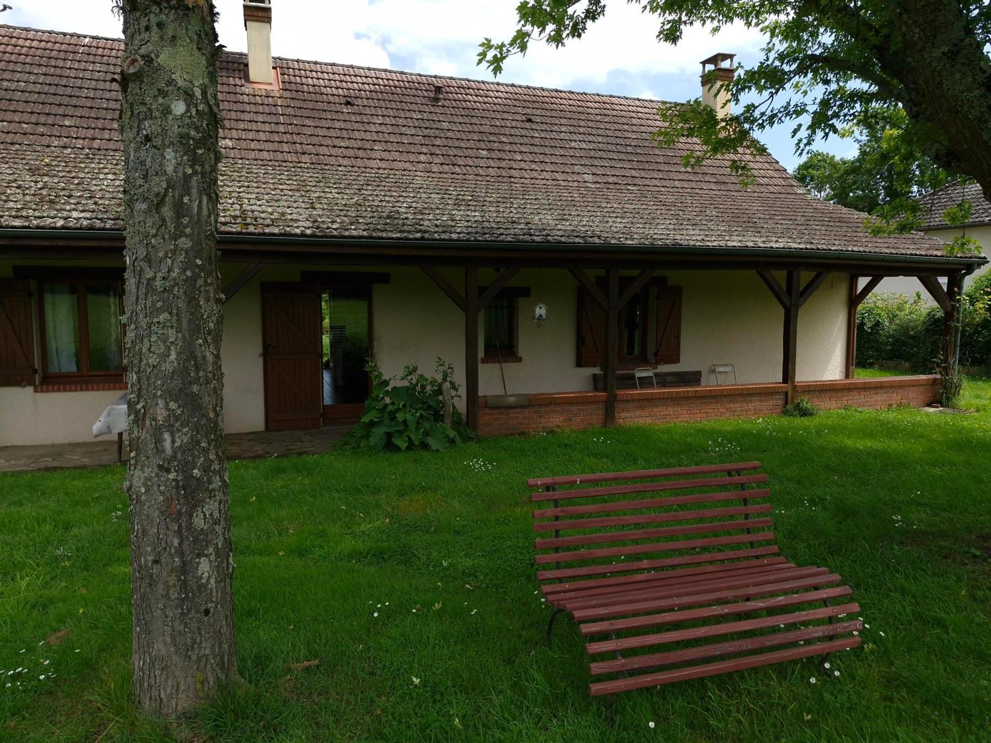 Chez Berthe Brinon-sur-Beuvron Exterior foto